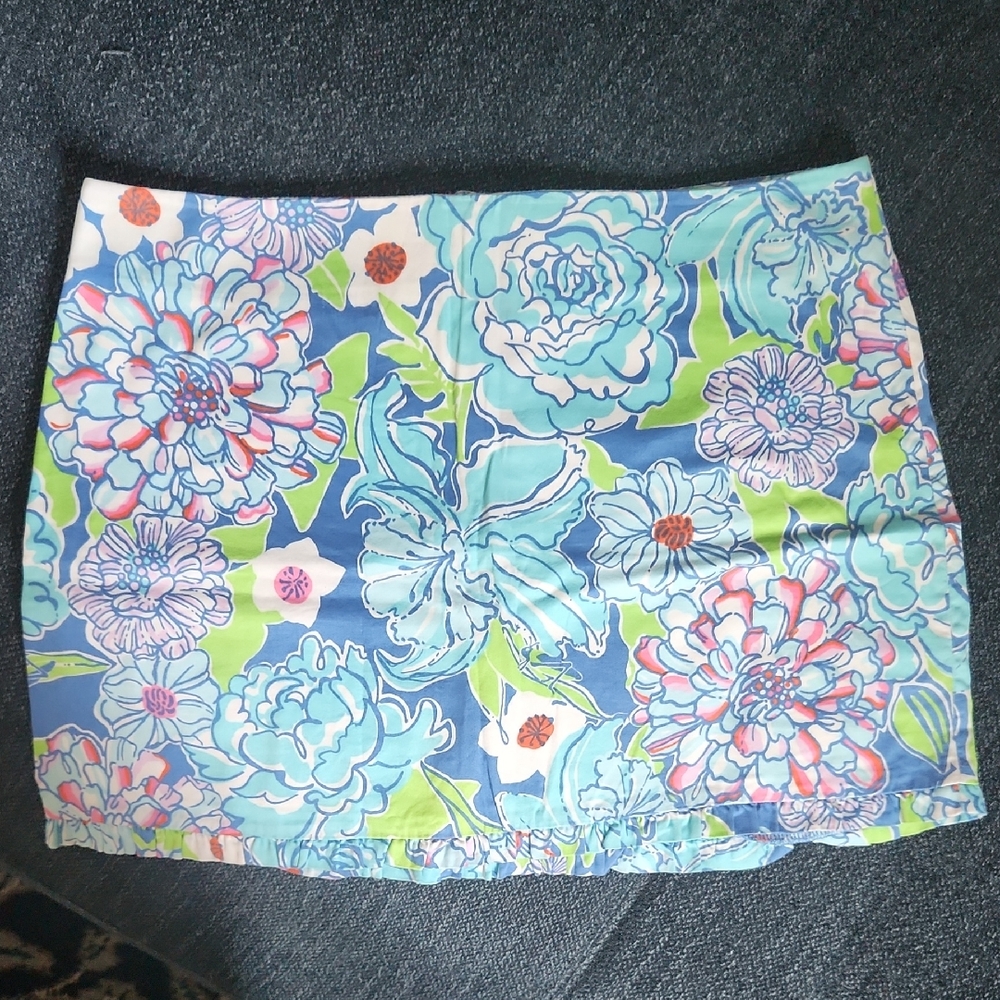 Lilly Pulitzer Floral Skirt with Blue, Green, And Pink Floral Coloring